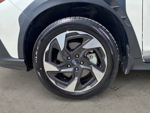 Certified 2025 Subaru Crosstrek 2.5i Limited w/ Crosstrek Mirror Package AWD/4WD image 14