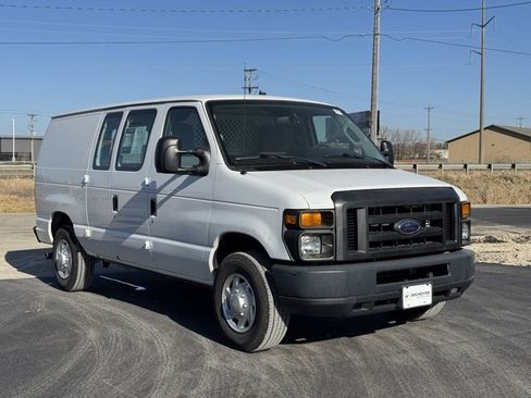 Used 2012 Ford E-250 and Econoline 250 image 20