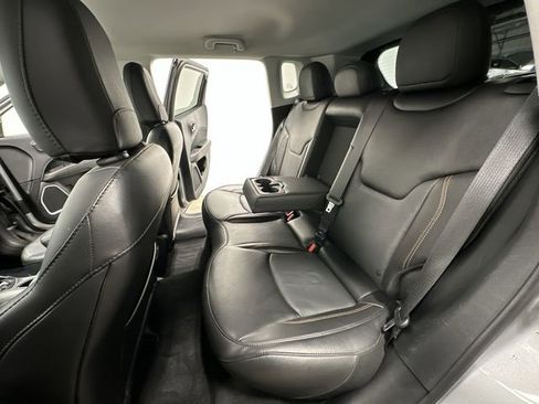 Used 2020 Jeep Compass Limited w/ Safety & Security Group image 19