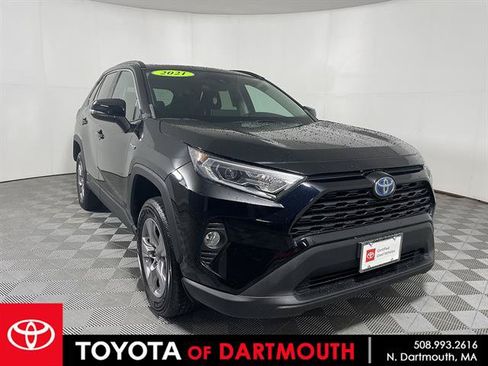 Certified 2021 Toyota RAV4 XLE w/ Convenience Package AWD/4WD image 1