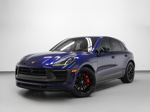 Certified 2024 Porsche Macan GTS w/ GTS Sport Package AWD/4WD image 1