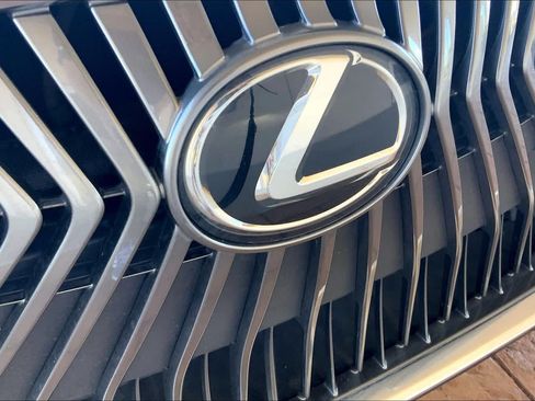 Used 2019 Lexus ES 350 w/ Premium Package FWD image 29