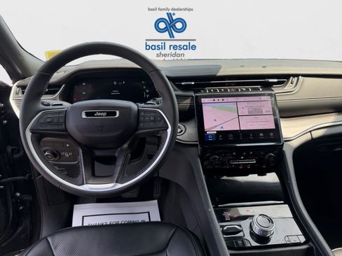 Used 2024 Jeep Grand Cherokee Limited 4xe w/ Luxury Tech Group II AWD/4WD image 13