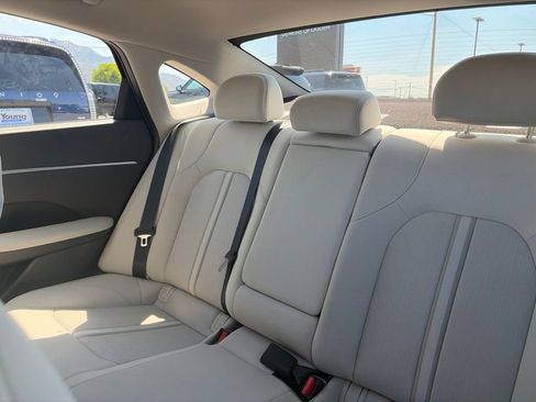 Used 2025 Hyundai Sonata SEL AWD/4WD image 27