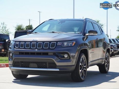 Certified 2022 Jeep Compass Limited image 3