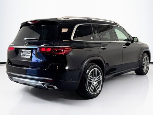 Used 2025 Mercedes-Benz GLS 450 4MATIC image 5