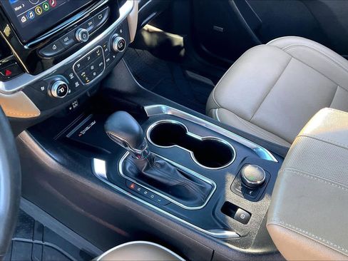 Used 2023 Chevrolet Traverse Premier w/ LPO, Floor Liner Package image 16