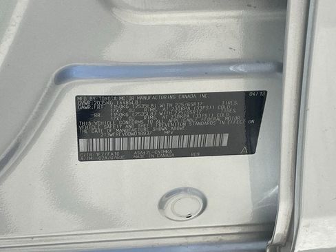 Used 2013 Toyota RAV4 XLE image 12