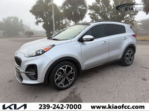 Certified 2021 Kia Sportage SX image 2