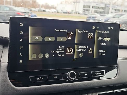Used 2025 Mitsubishi Outlander SE AWD/4WD image 25