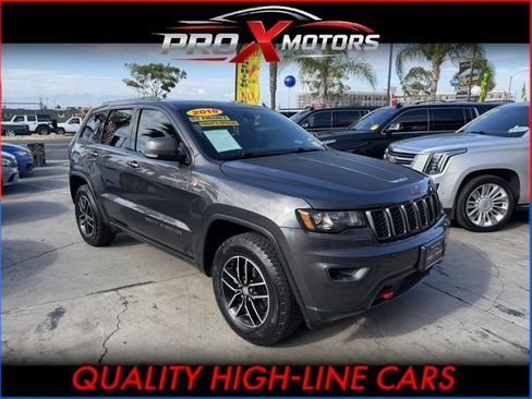 Used 2018 Jeep Grand Cherokee Trailhawk AWD/4WD image 1