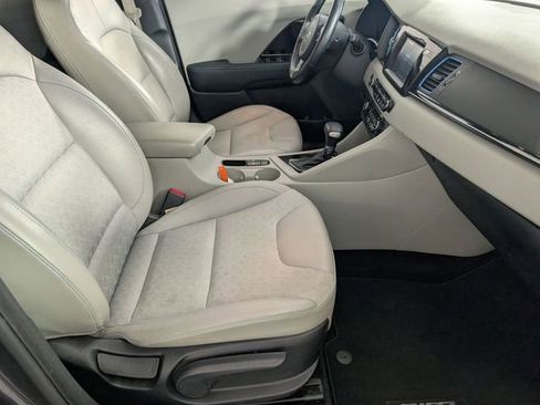 Used 2019 Kia Niro EX FWD image 30