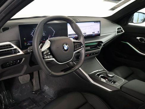 Used 2025 BMW 330i Sedan w/ Convenience Package image 7