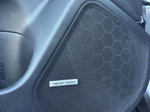 Used 2018 Subaru Outback 2.5i Limited image 21