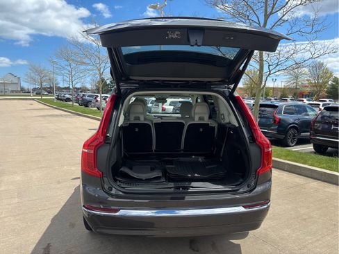 Used 2023 Volvo XC90 B6 Plus AWD/4WD image 6