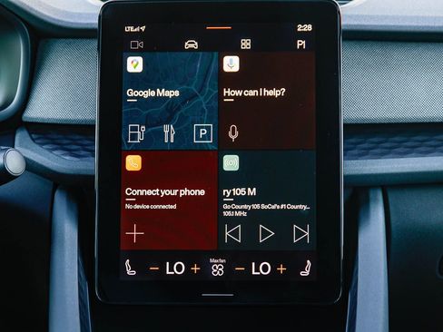 Used 2023 Polestar Polestar 2 w/ Pilot Pack image 14