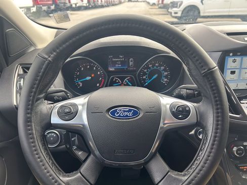 Used 2016 Ford Escape Titanium image 29