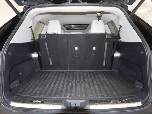 Used 2026 Toyota Grand Highlander AWD image 24