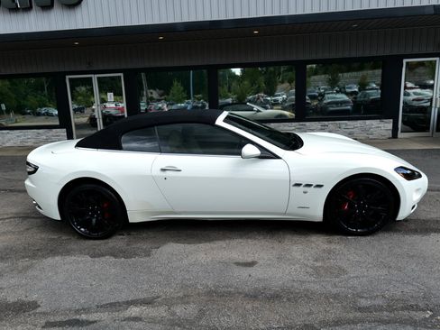 Used 2015 Maserati GranTurismo Convertible image 88