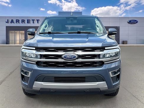 Used 2023 Ford Expedition Max Limited RWD image 2