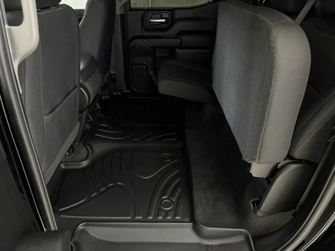 Used 2020 Chevrolet Silverado 1500 LT image 44