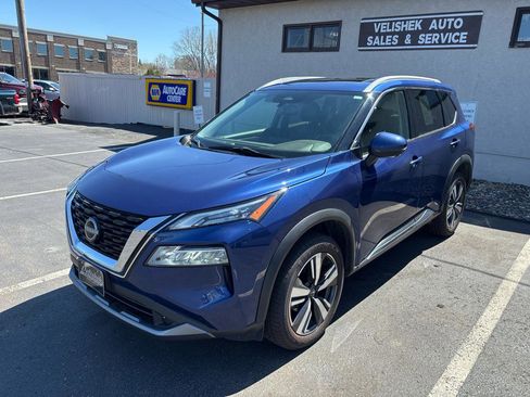 Used 2023 Nissan Rogue SL AWD/4WD image 7