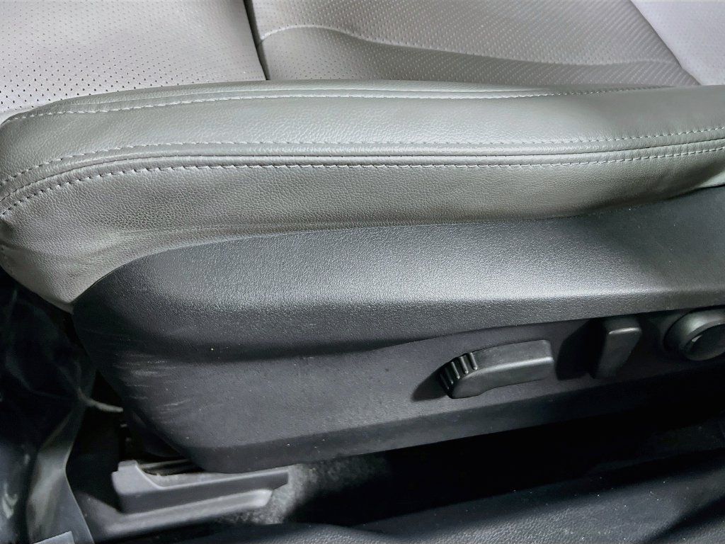 Used 2022 Subaru Legacy Limited AWD/4WD image 18