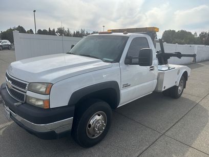 Used 2007 Chevrolet Silverado 3500 2WD Regular Cab w/ Heavy-Duty Power Package