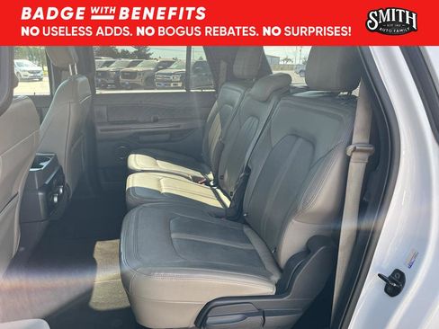 Used 2020 Ford Expedition Max Limited w/ Equipment Group 301A image 13