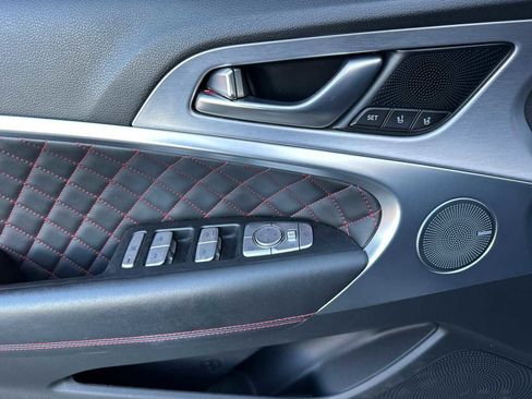 Used 2019 Genesis G70 2.0T Advanced w/ Sport Package image 11