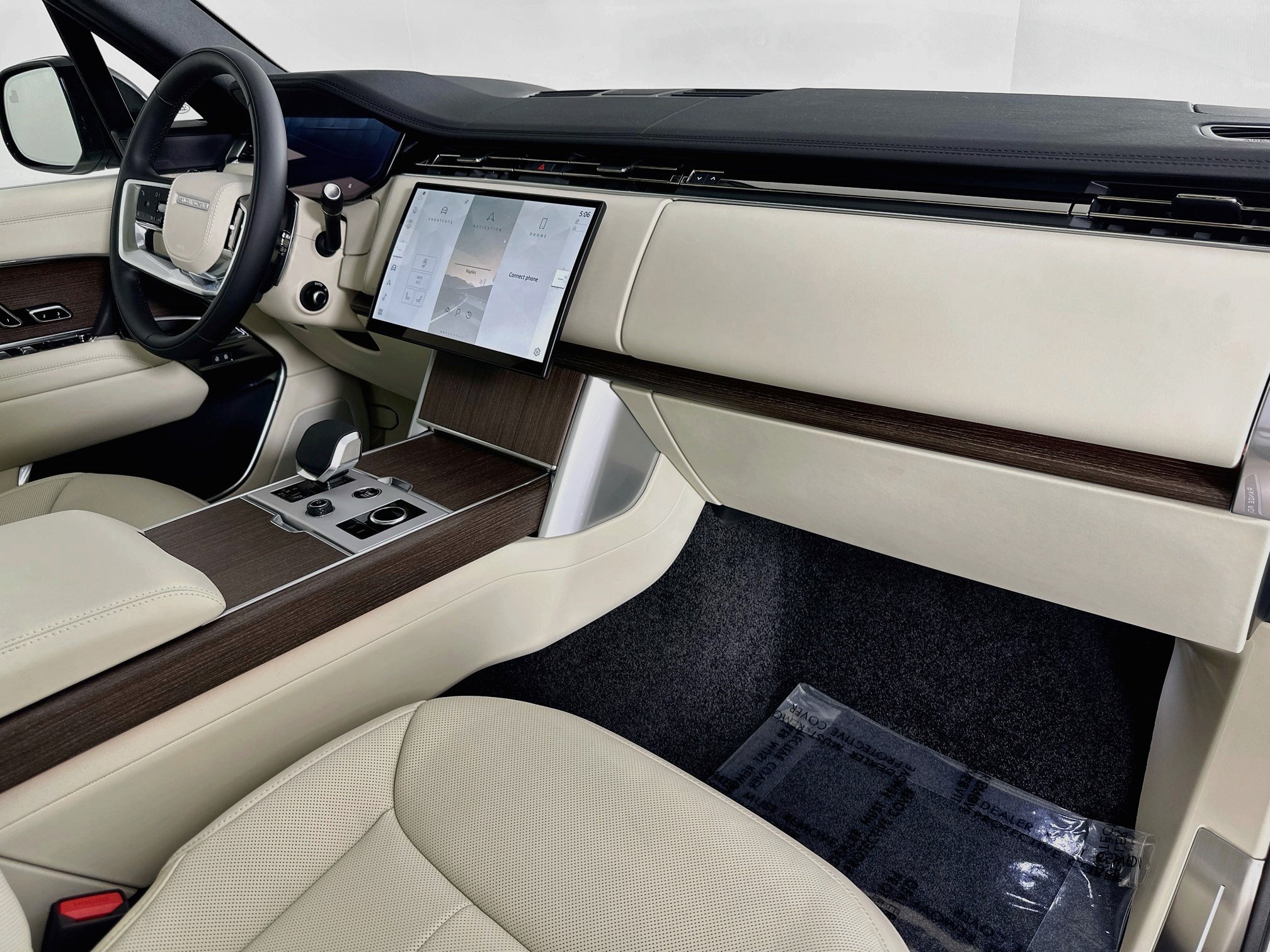 New 2027 Land Rover Range Rover SE AWD/4WD image 26