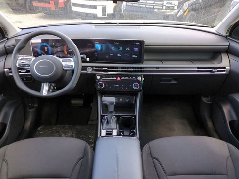 New 2026 Hyundai Tucson SEL image 16