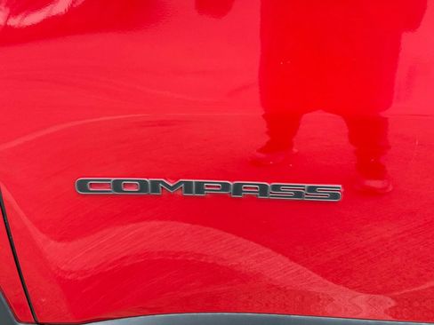 Used 2019 Jeep Compass Trailhawk AWD/4WD image 13