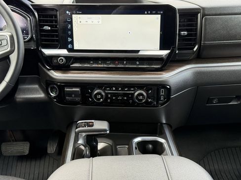 Used 2024 Chevrolet Silverado 1500 LT Trail Boss w/ Protection Package image 13