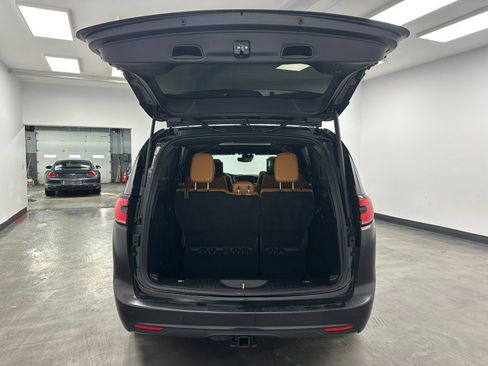 Used 2022 Chrysler Pacifica Pinnacle image 69