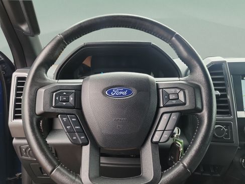 Used 2017 Ford F150 XLT w/ Equipment Group 302A Luxury AWD/4WD image 20