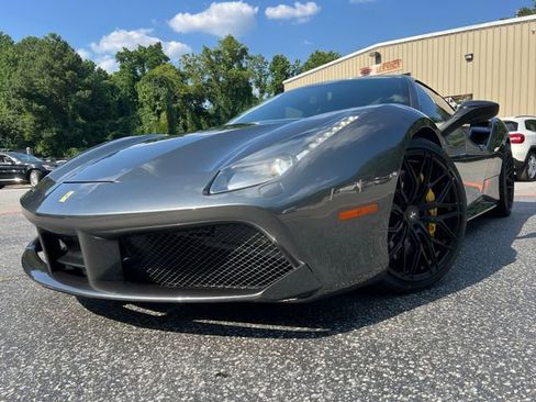 Used 2016 Ferrari 488 GTB image 10