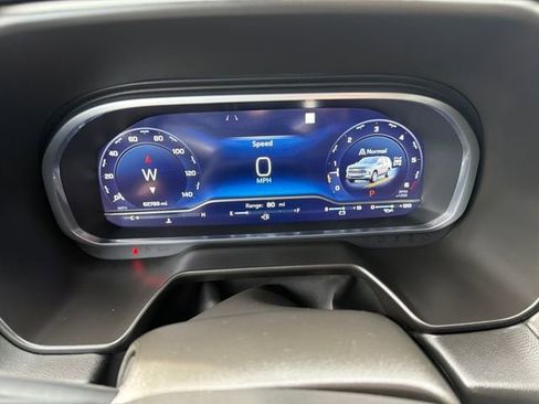 Used 2023 Chevrolet Tahoe Z71 w/ Luxury Package image 16