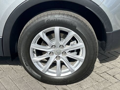 Certified 2023 Cadillac XT4 Luxury w/ Cold Weather Package image 29