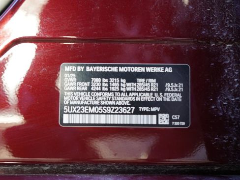 Used 2025 BMW X7 xDrive40i w/ Executive Package image 92