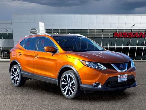 Certified 2017 Nissan Rogue Sport SL w/ SL Premium Package AWD/4WD image 1