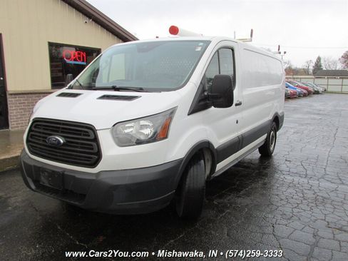 Used 2018 Ford Transit 150 130 Low Roof image 3