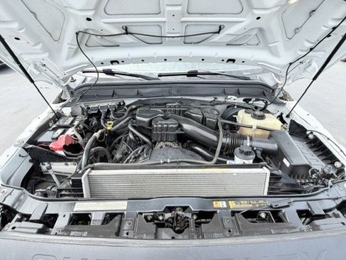 Used 2016 Ford F250 XL w/ Power Equipment Group RWD image 17