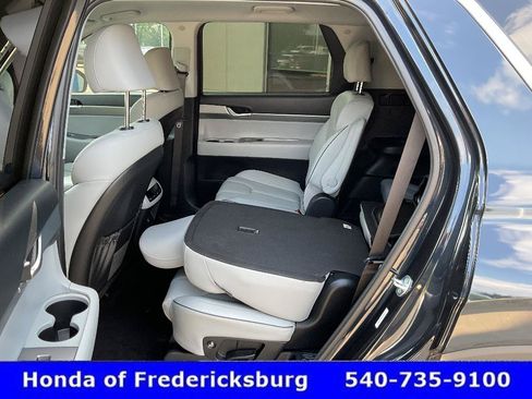 Used 2025 Hyundai Palisade SEL FWD image 29