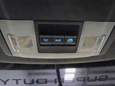 Used 2015 Ford F250 Lariat w/ Lariat Ultimate Package image 68