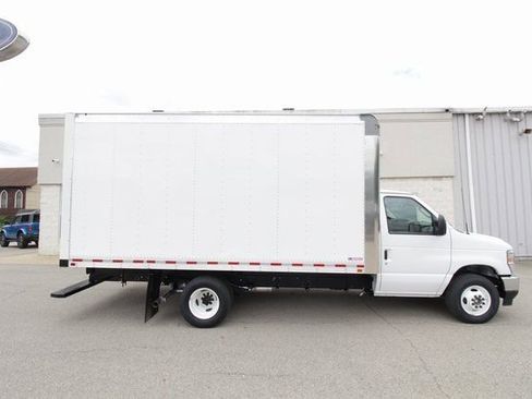 New 2025 Ford E-350 and Econoline 350 Super Duty w/ Driver's Safety Package image 9