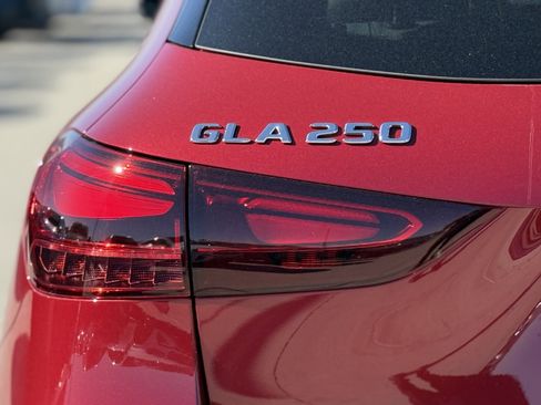 New 2026 Mercedes-Benz GLA 250 GLA 250 image 8