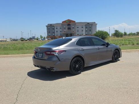 Used 2024 Toyota Camry XSE FWD image 6