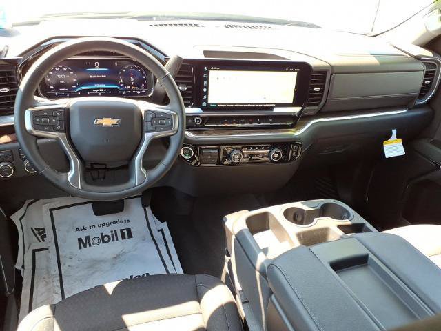 Used 2024 Chevrolet Silverado 1500 LT AWD/4WD image 10