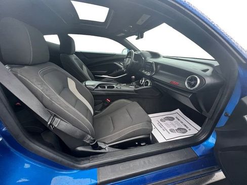 Used 2018 Chevrolet Camaro SS RWD image 41